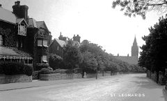 Brittany-Road-Showing-St-Johns-Church-corner-of-Brittany-Rd-and-Lower-Maze-Hill.-1908.